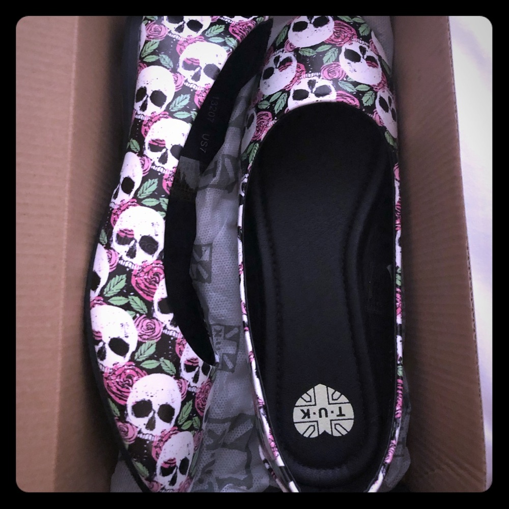 COPY - T.U.K Skull ballet flats. New never worn.